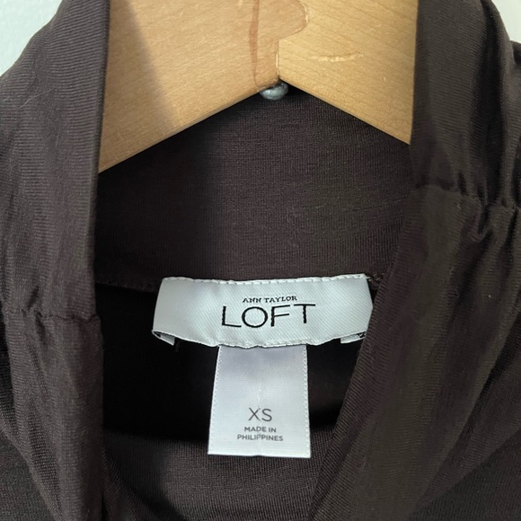 Loft Mock-Neck Top NWOT - Picture 4 of 5